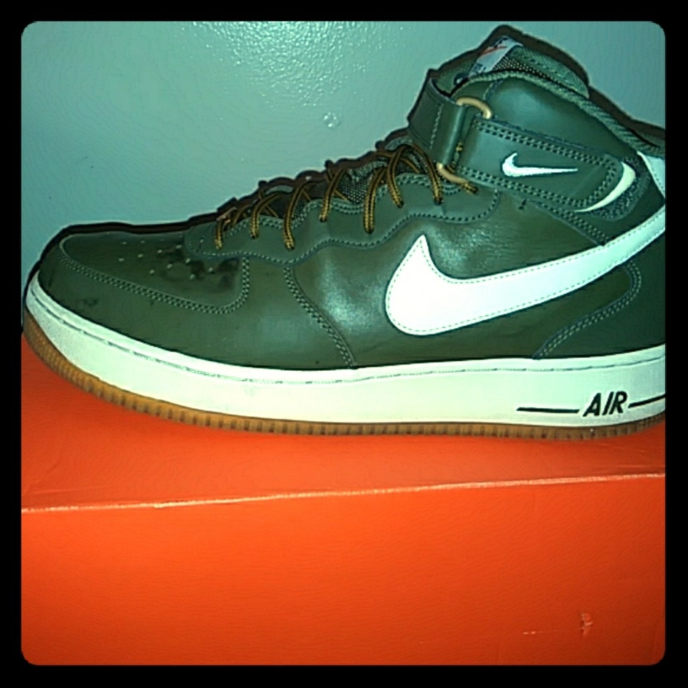 Nike Air Force 1 Olive and Tan
